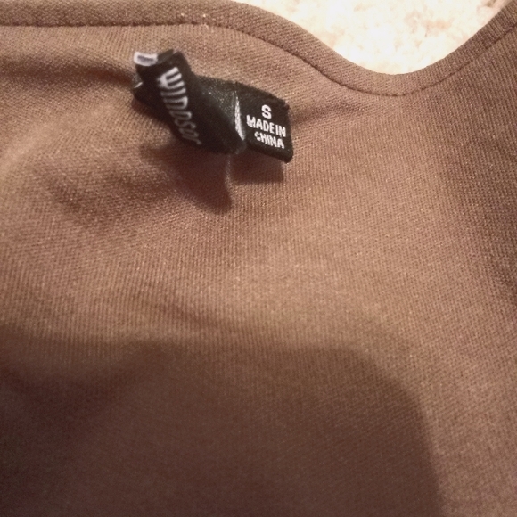 Cute top - Picture 7 of 7